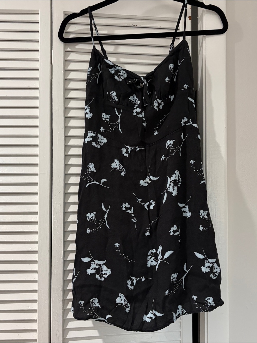 Aritzia Wilfred Bellow Mini Dress - Picture 3 of 8